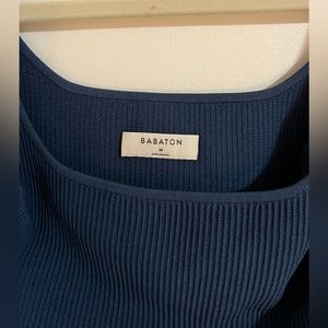 ARITZIA BABATON CROP SCULT TANK NAVY SIZE M